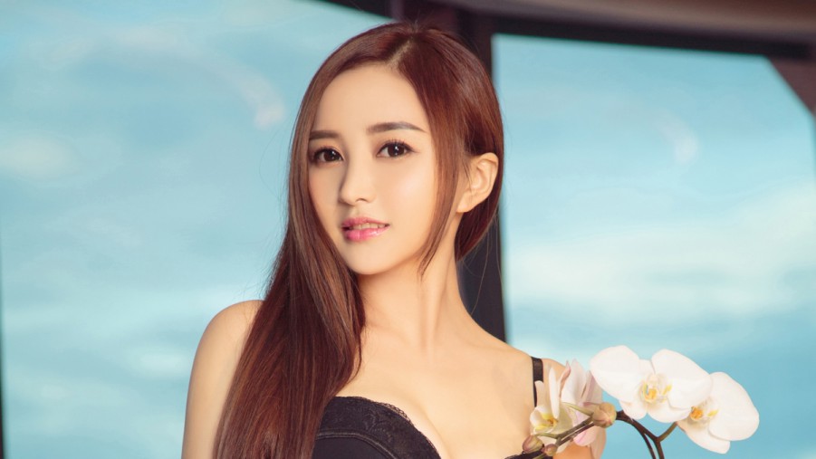 Sunnee杨芸晴季节限定《夏日Party》上线酷狗，活力释放“独特美”
