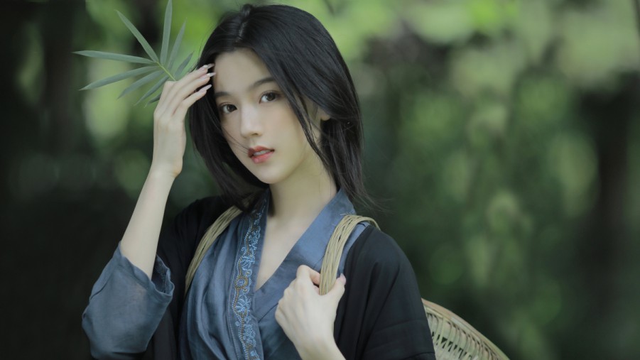 酷狗音乐温柔释出王源《花瓣》MV，唯美意识流呈现少年细腻心境
