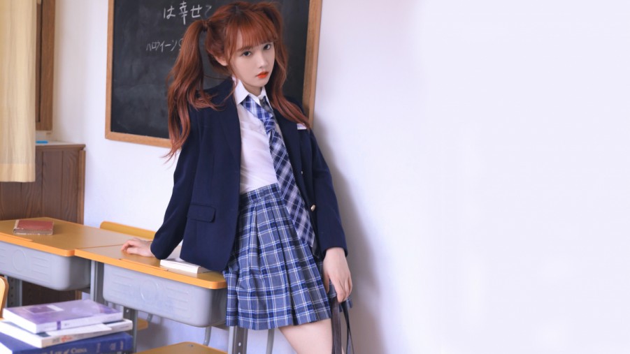 《浪姐》郁可唯合作新裤子乐队 带伤首秀弹电吉他燃炸全场